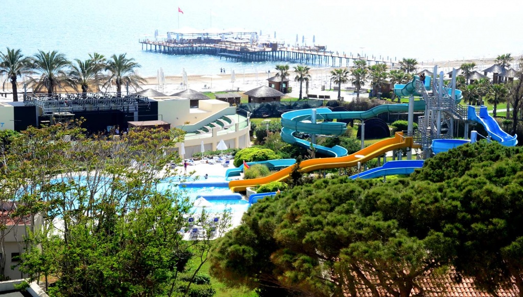 TRAZEYRES_BELK-Zeynep-Hotel-KaydA-raklA--Havuz.jpg TRAZEYRES_BELK-Zeynep-Hotel-KaydA-raklA--Havuz.jpg
