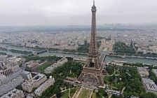 Посетители Эйфелевой башни вернутся в 20й век Посетители Эйфелевой башни вернутся в 20й век